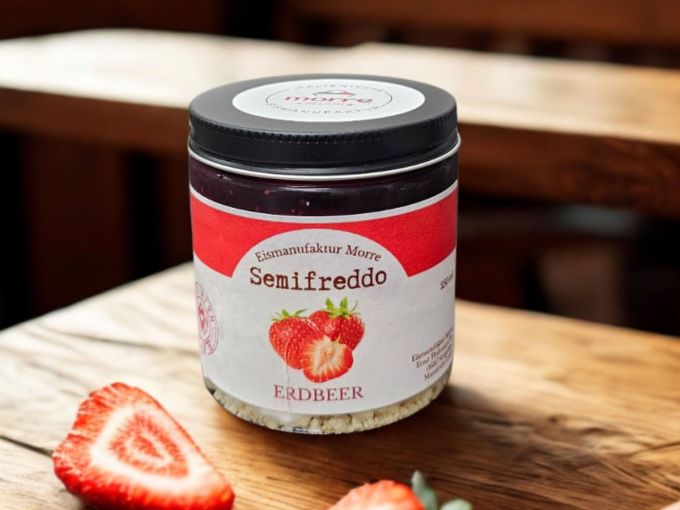 Semifreddo<br>Erdbeer
